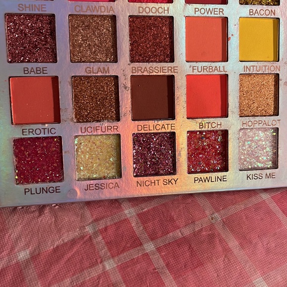 🎈SALE🎈🎀#56.MAKEUP XXL88-COLOR GREEN EYESHADOW PALETTE🎀 - Picture 11 of 13